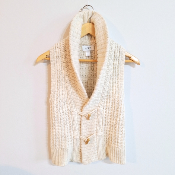 LOFT Sweaters - Ann Taylor LOFT Cable Knit Toggle Sweater Vest